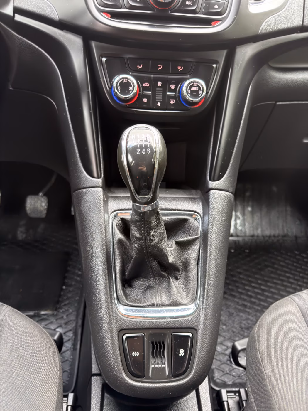 Opel Zafira фото 19