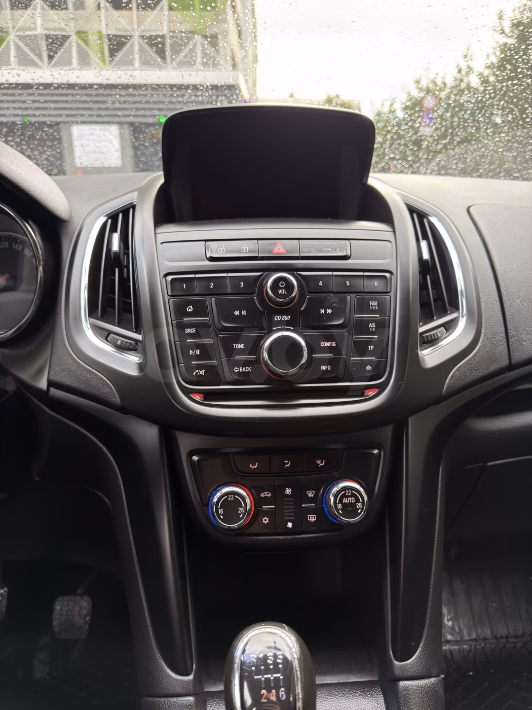 Opel Zafira фото 18