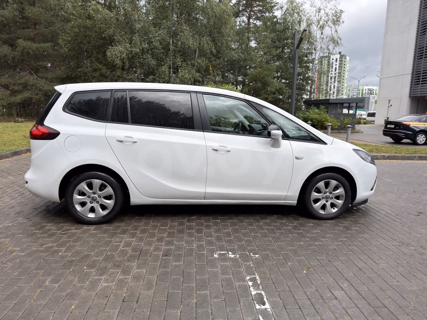Opel Zafira фото 4