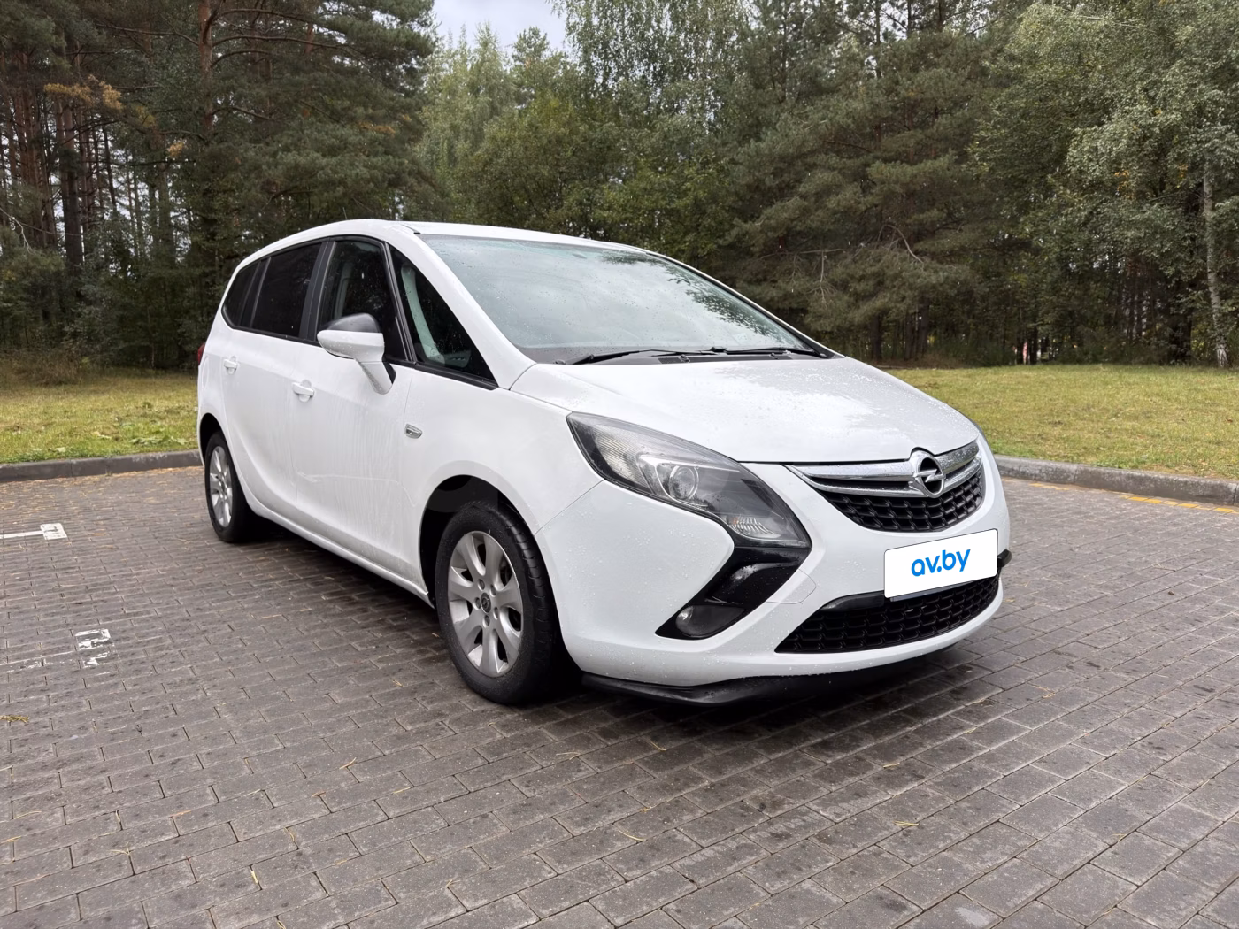 Opel Zafira фото 3