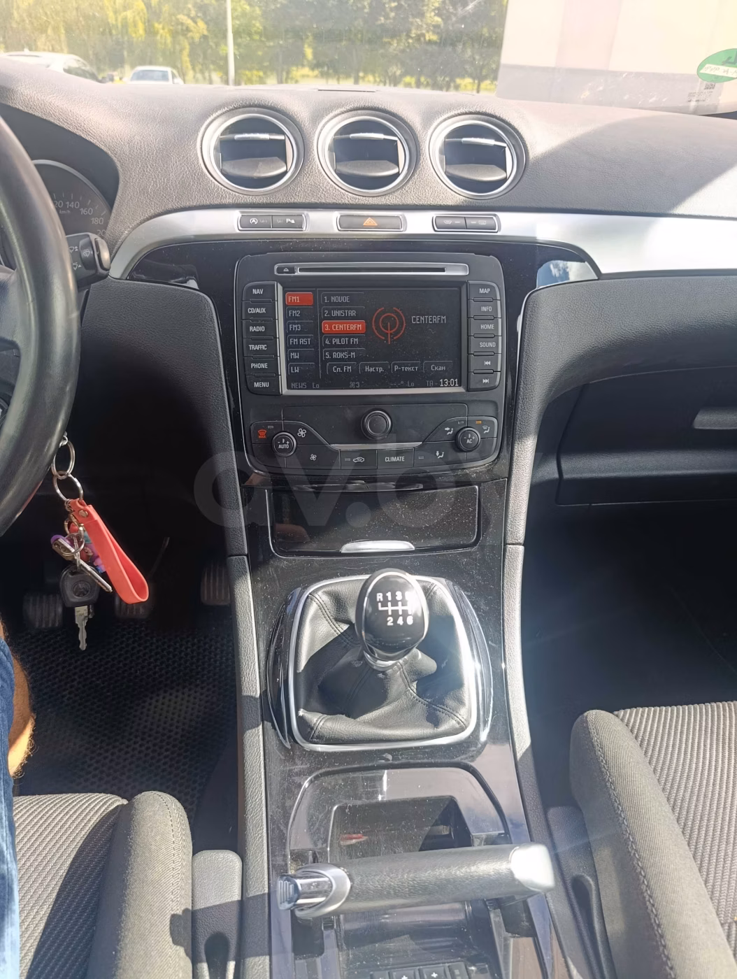 Ford Galaxy фото 9