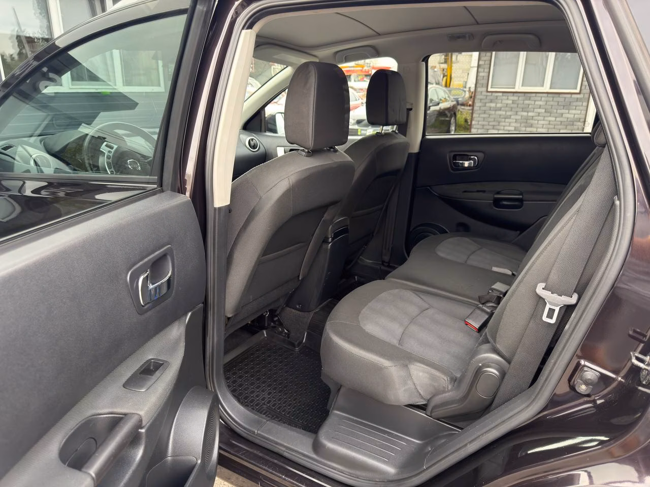 Nissan Qashqai+2 фото 14