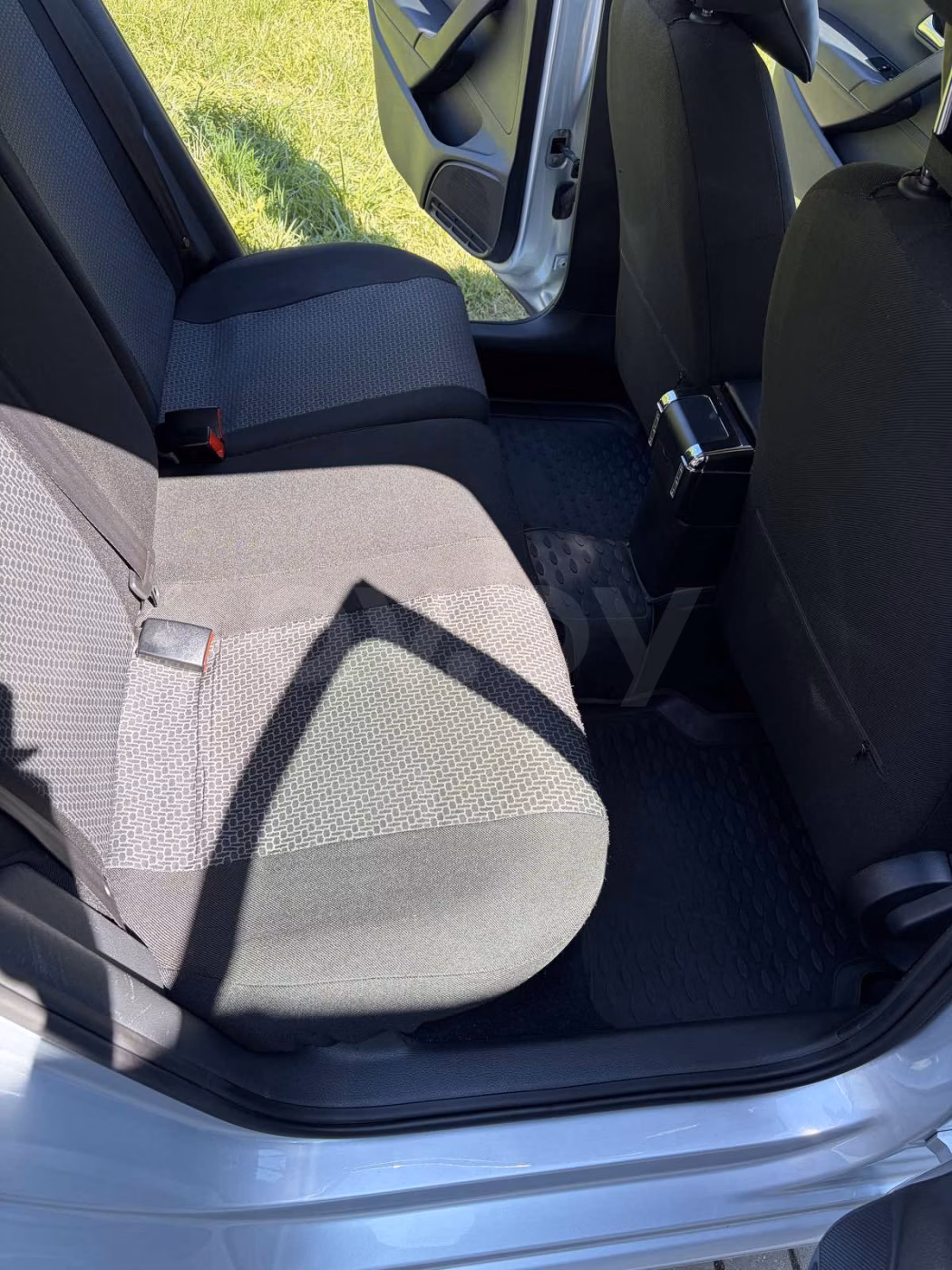 Volkswagen Polo Sedan фото 14