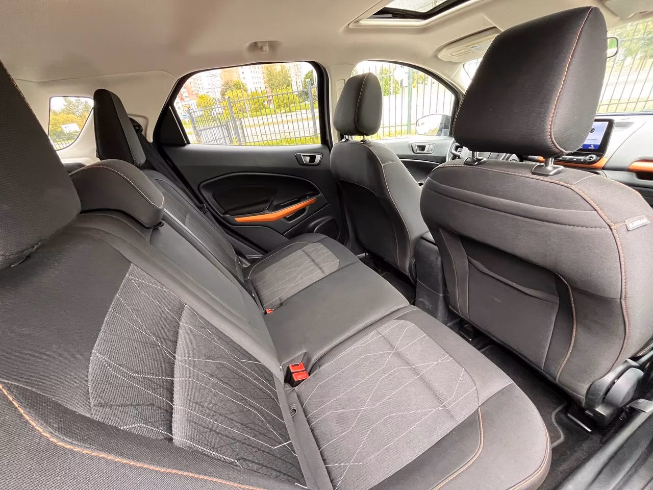 Ford EcoSport фото 13