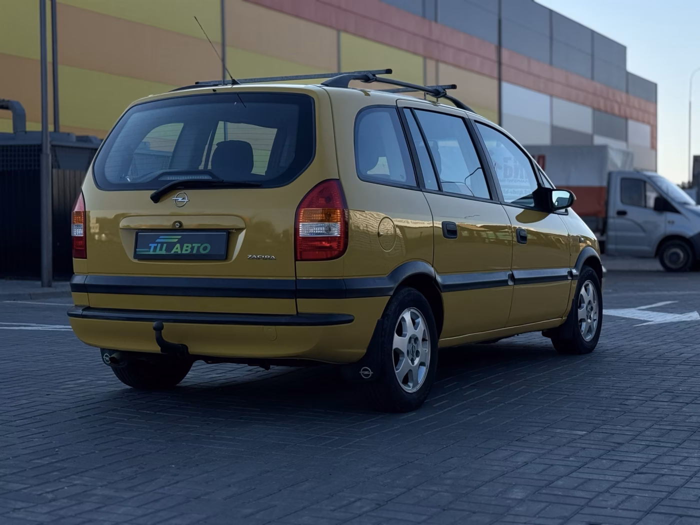 Opel Zafira фото 9