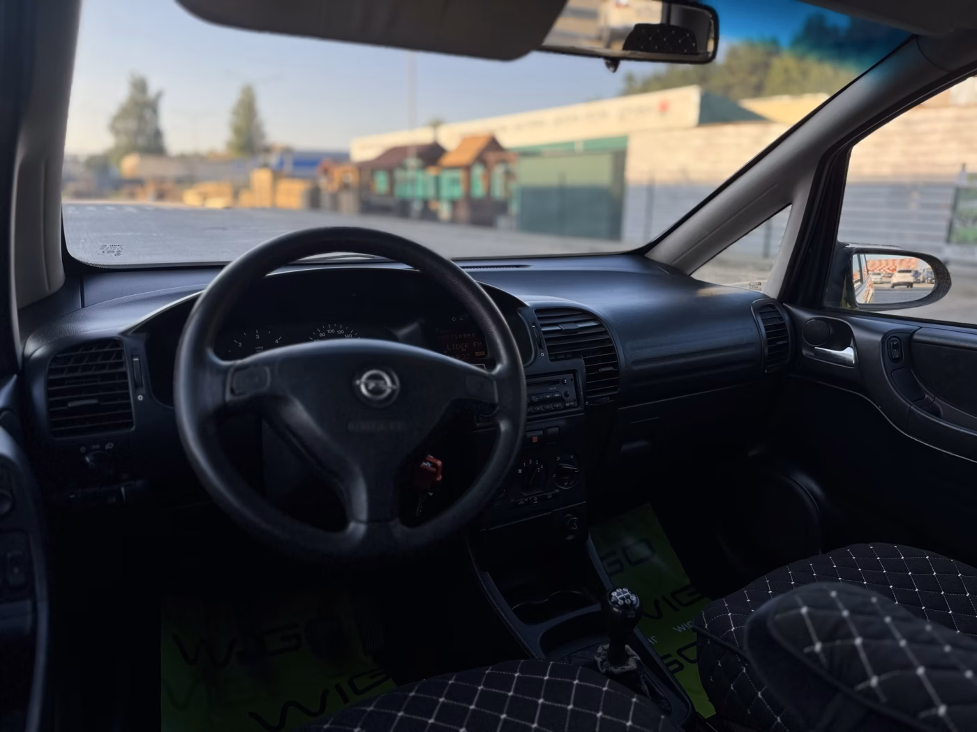 Opel Zafira фото 12