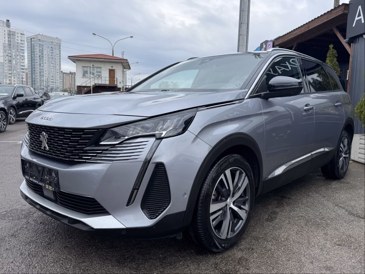 Peugeot 5008 фото 3