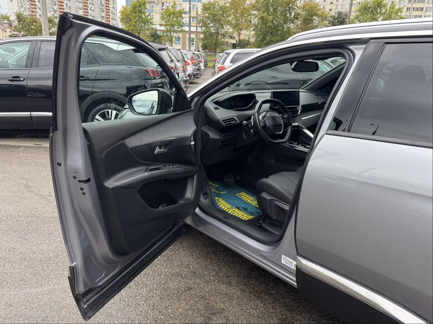 Peugeot 5008 фото 9