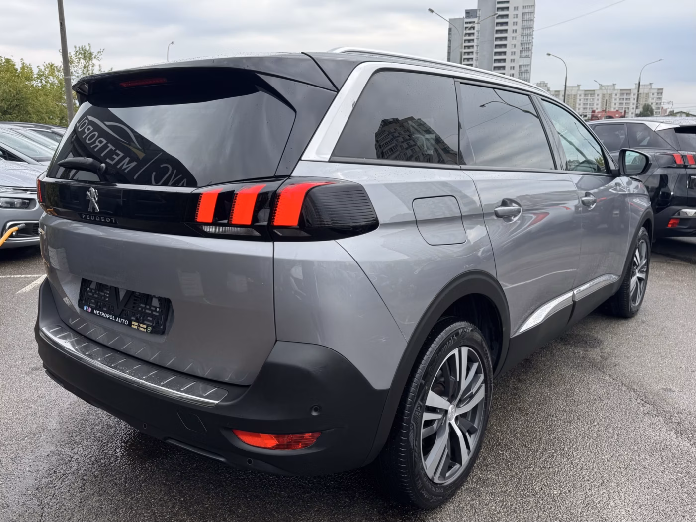 Peugeot 5008 фото 7
