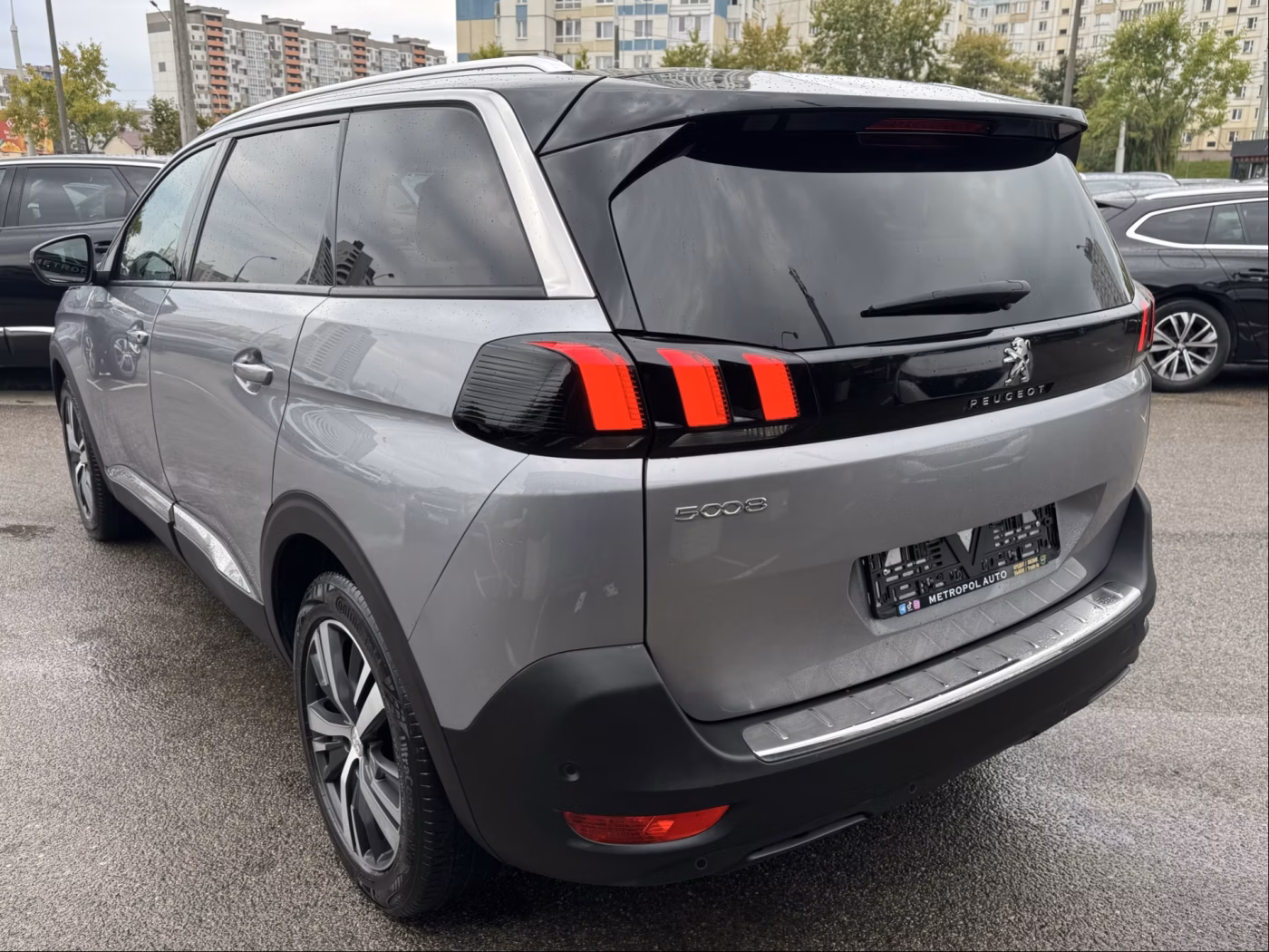 Peugeot 5008 фото 5
