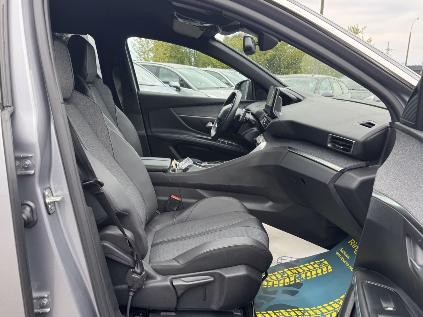 Peugeot 5008 фото 18