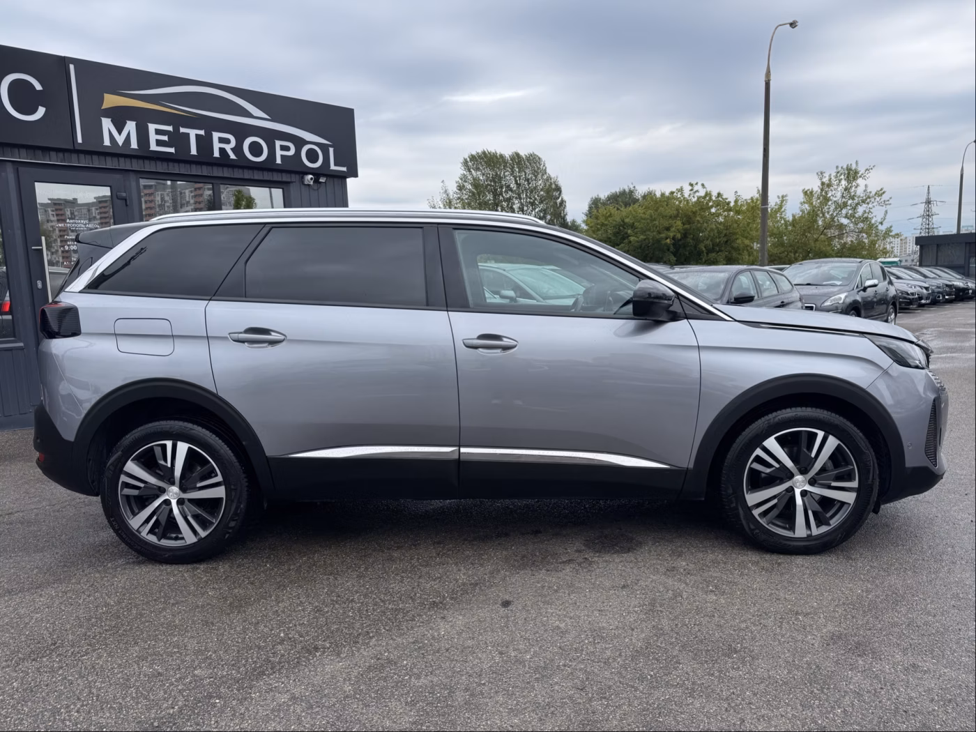 Peugeot 5008 фото 8