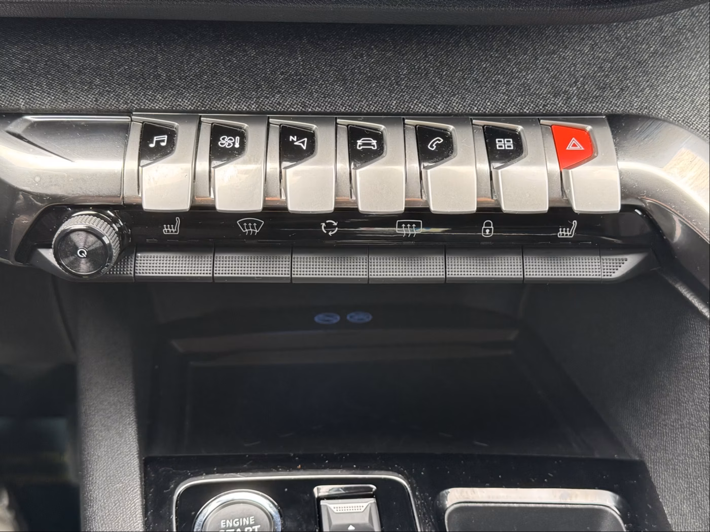 Peugeot 5008 фото 29