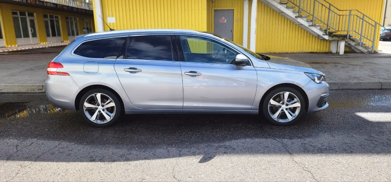 Peugeot 308 фото 16