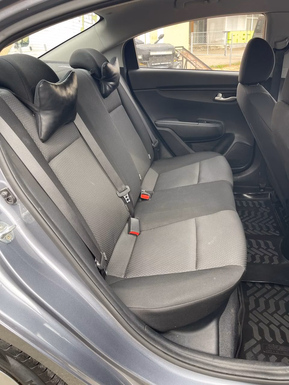 Kia Rio фото 12