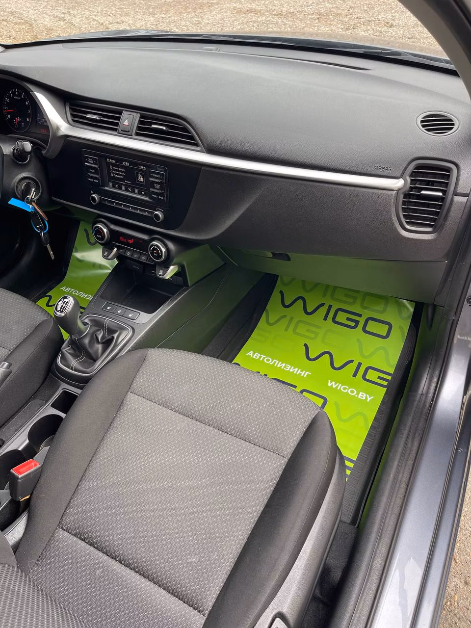Kia Rio фото 11