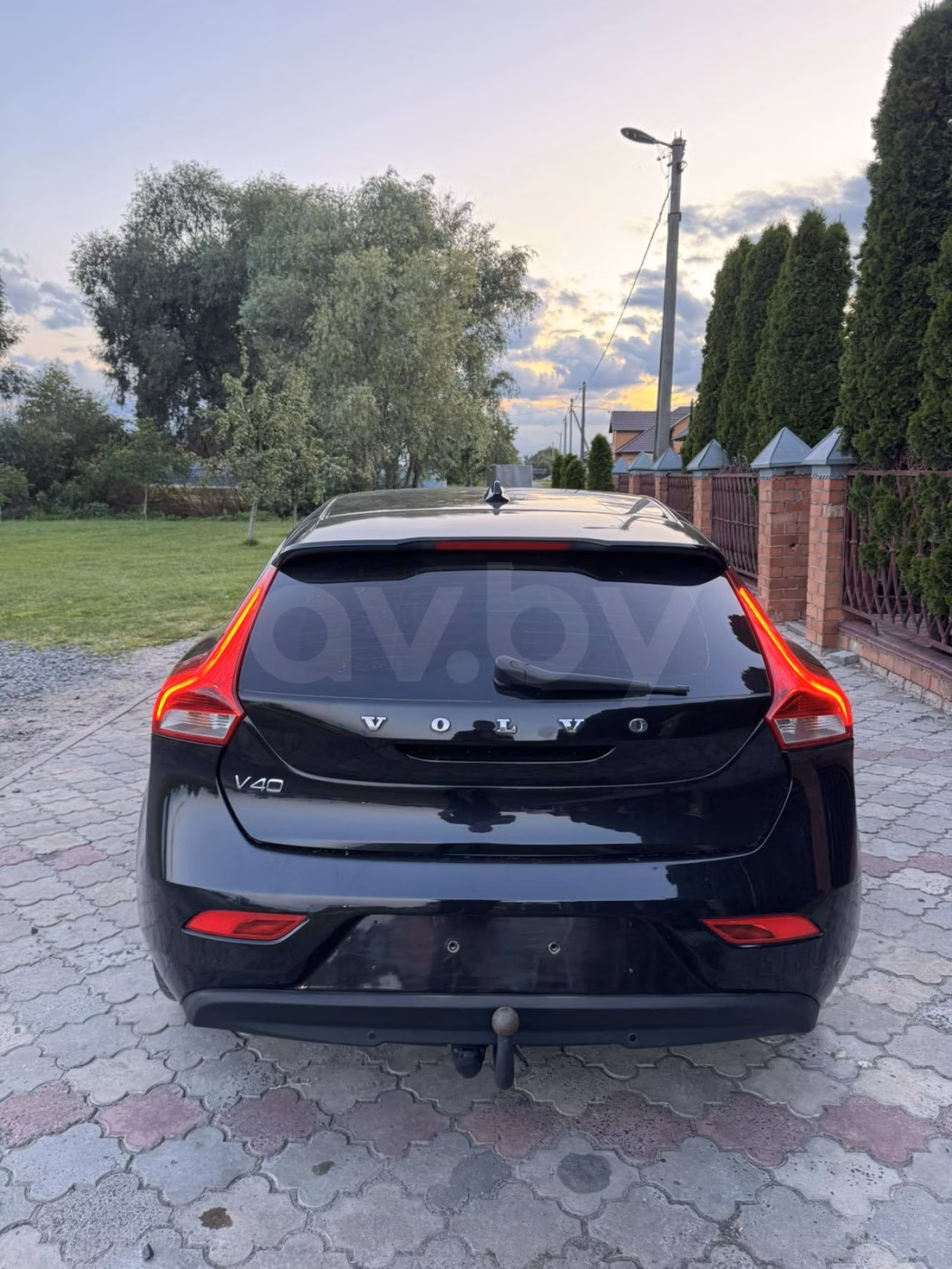 Volvo V40 фото 6