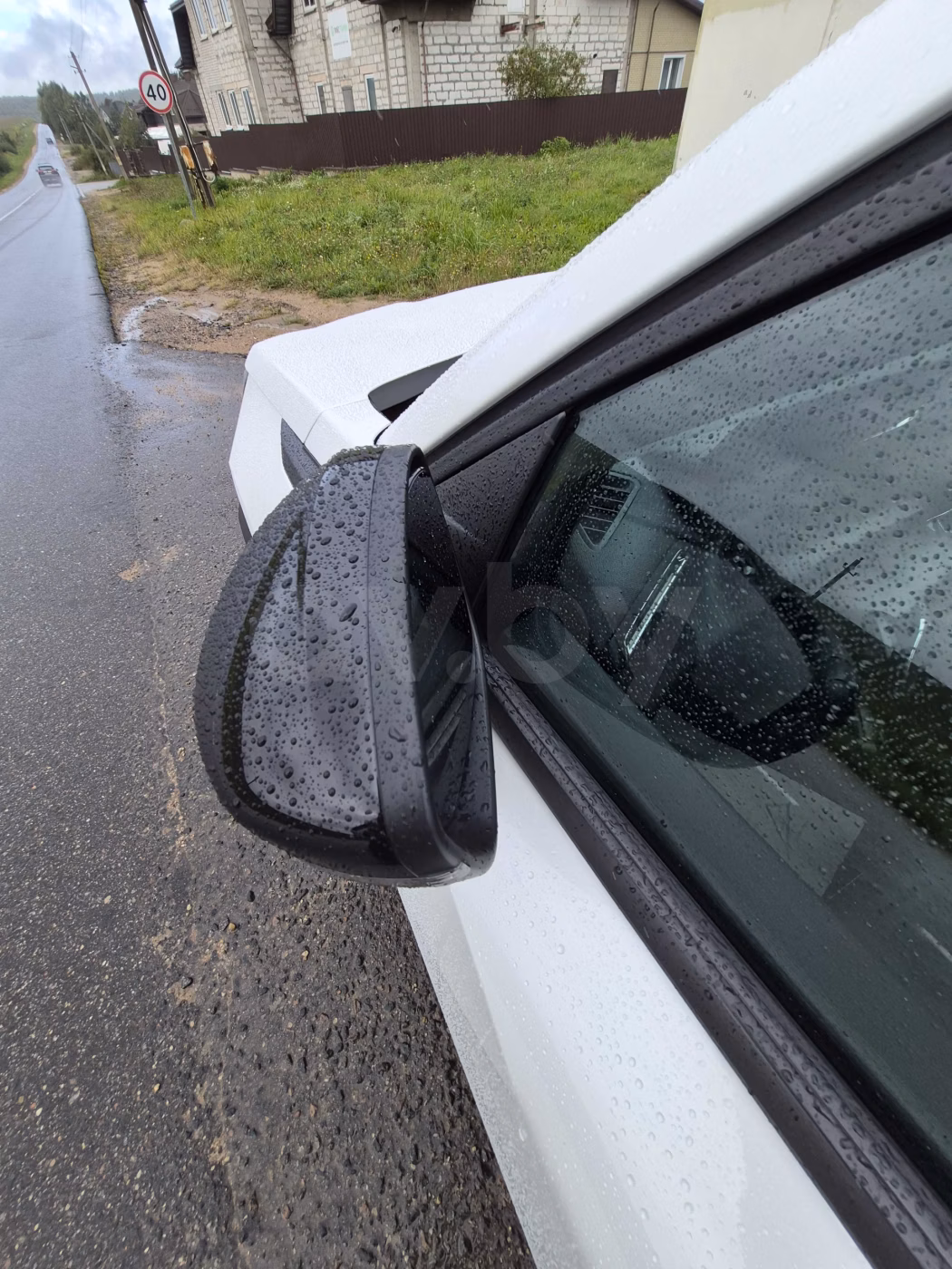 Peugeot 2008 фото 8