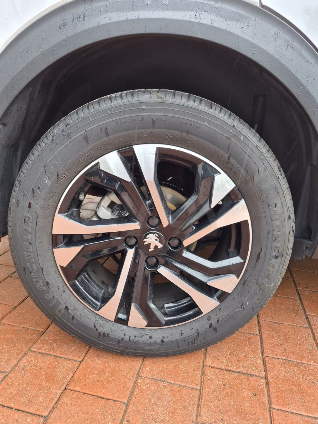 Peugeot 2008 фото 12
