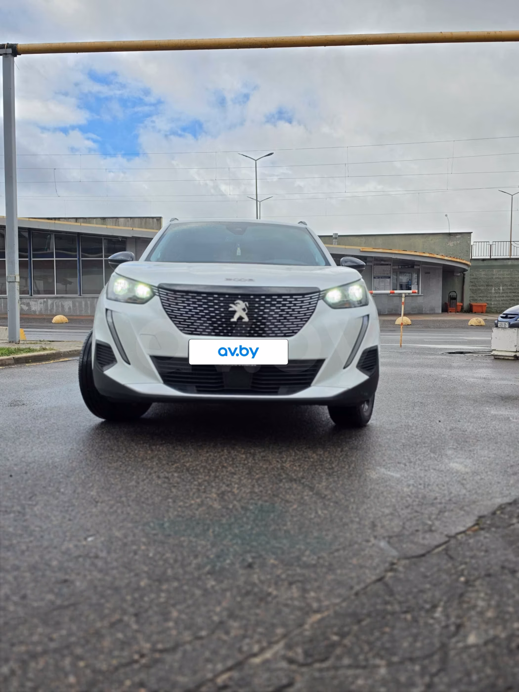 Peugeot 2008 фото 7
