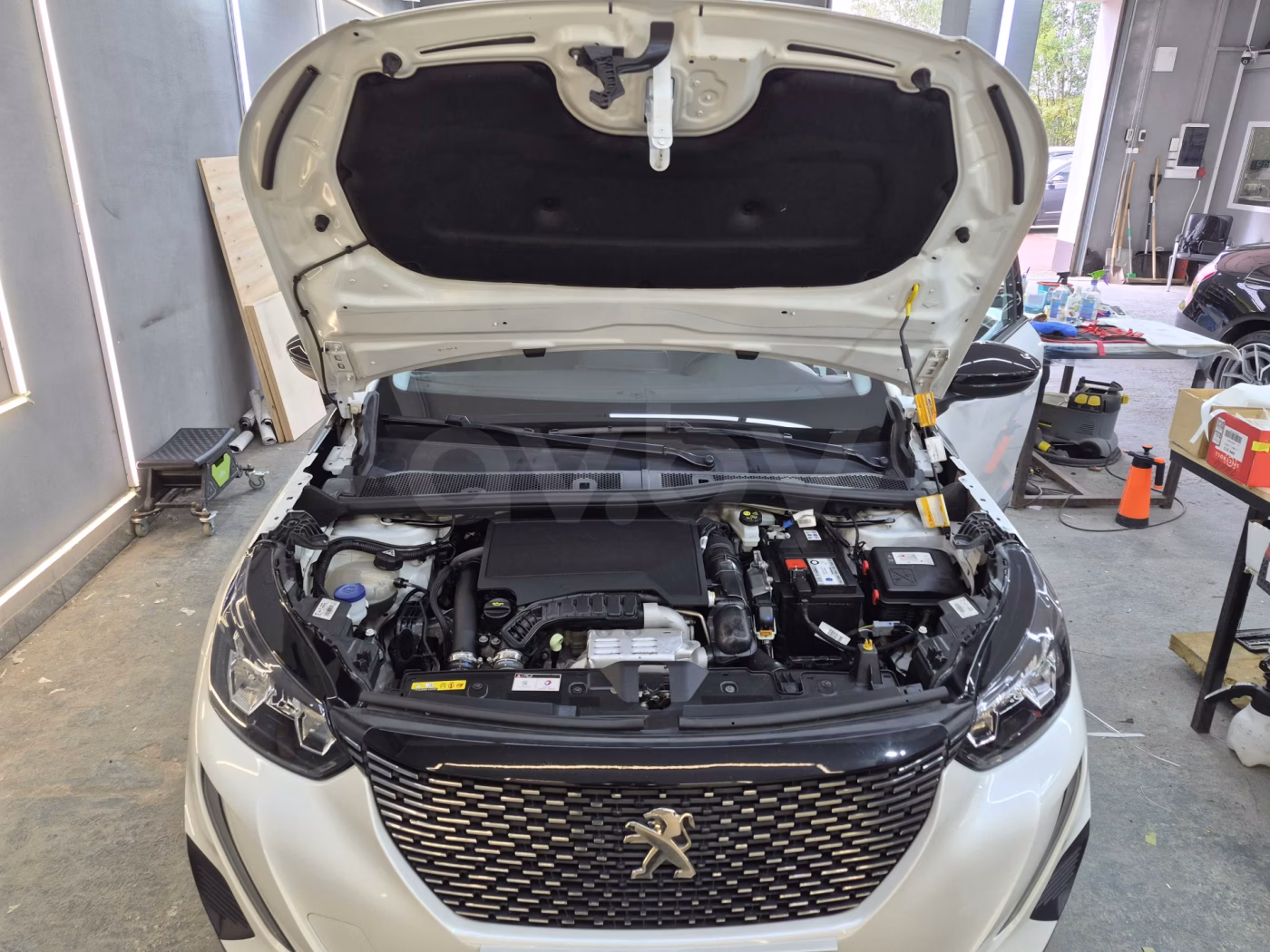 Peugeot 2008 фото 11