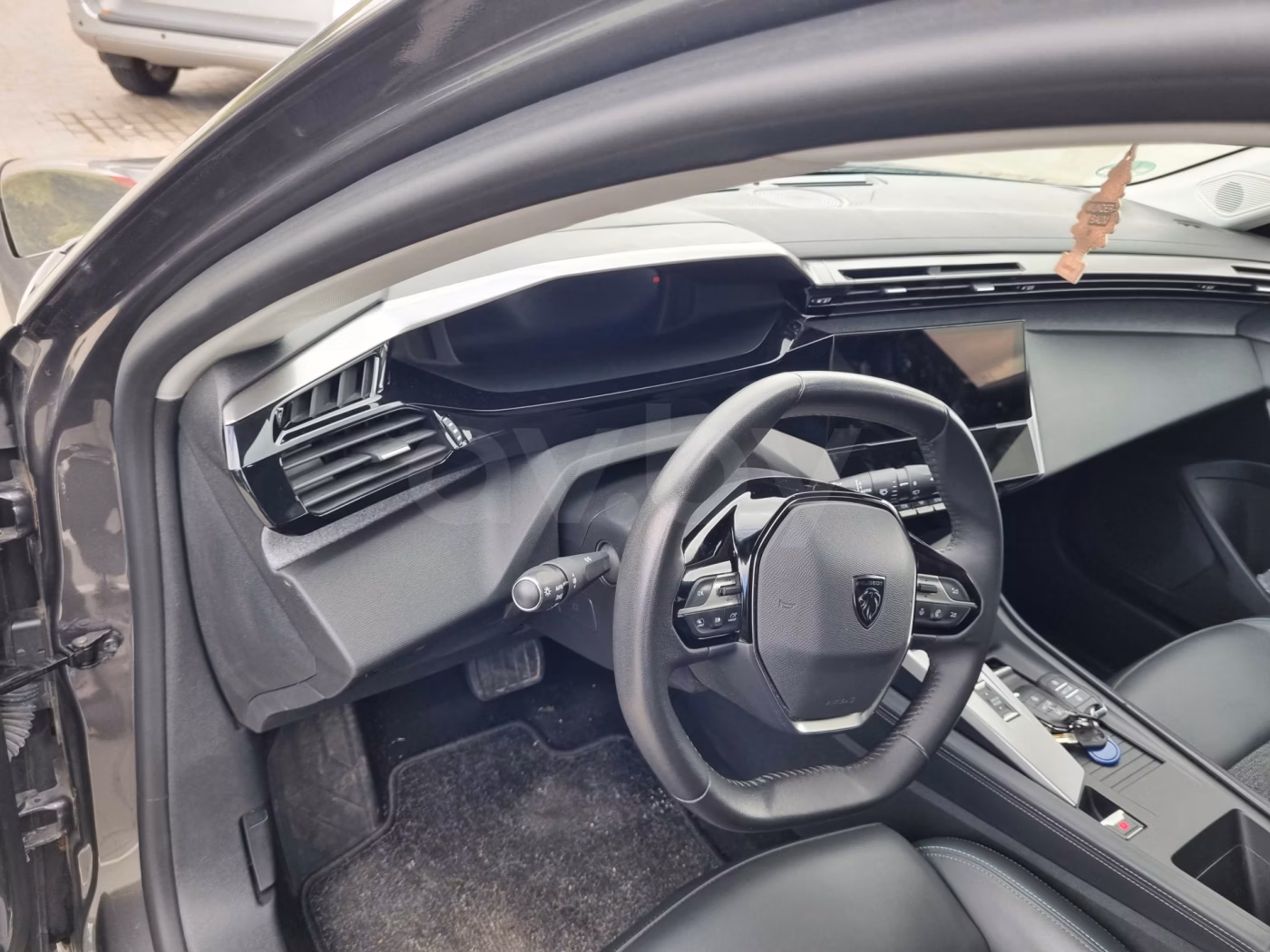 Peugeot 308 фото 10