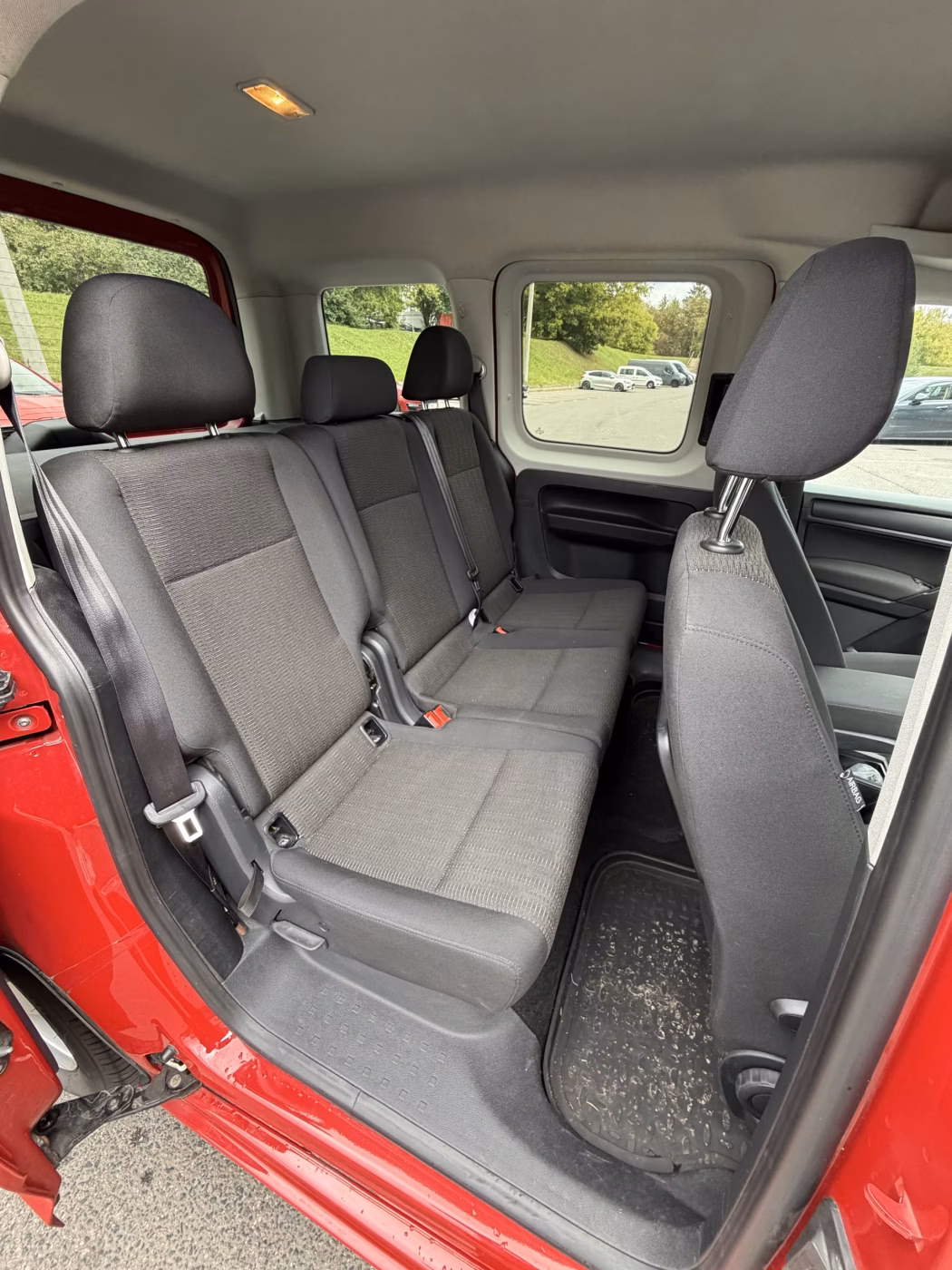 Volkswagen Caddy фото 10