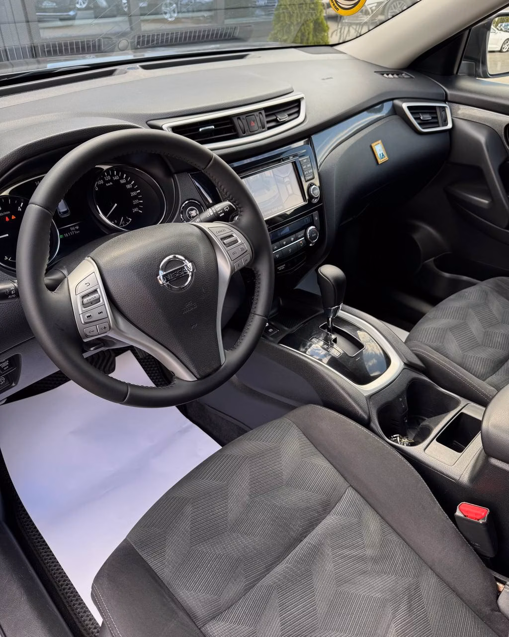Nissan X-Trail фото 11