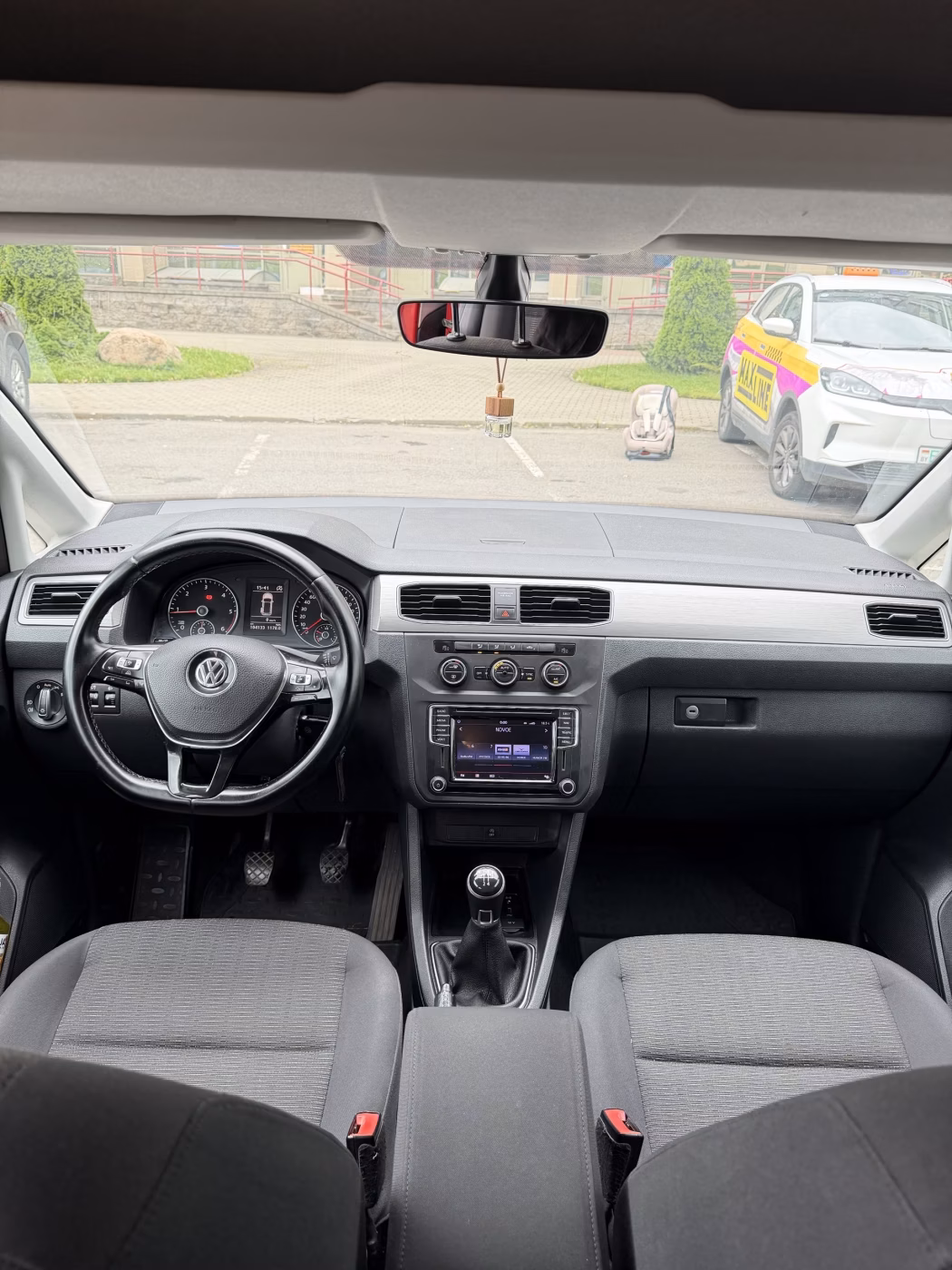 Volkswagen Caddy фото 16