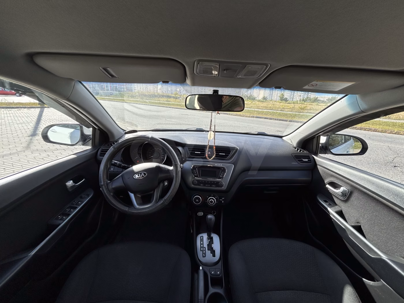 Kia Rio фото 8