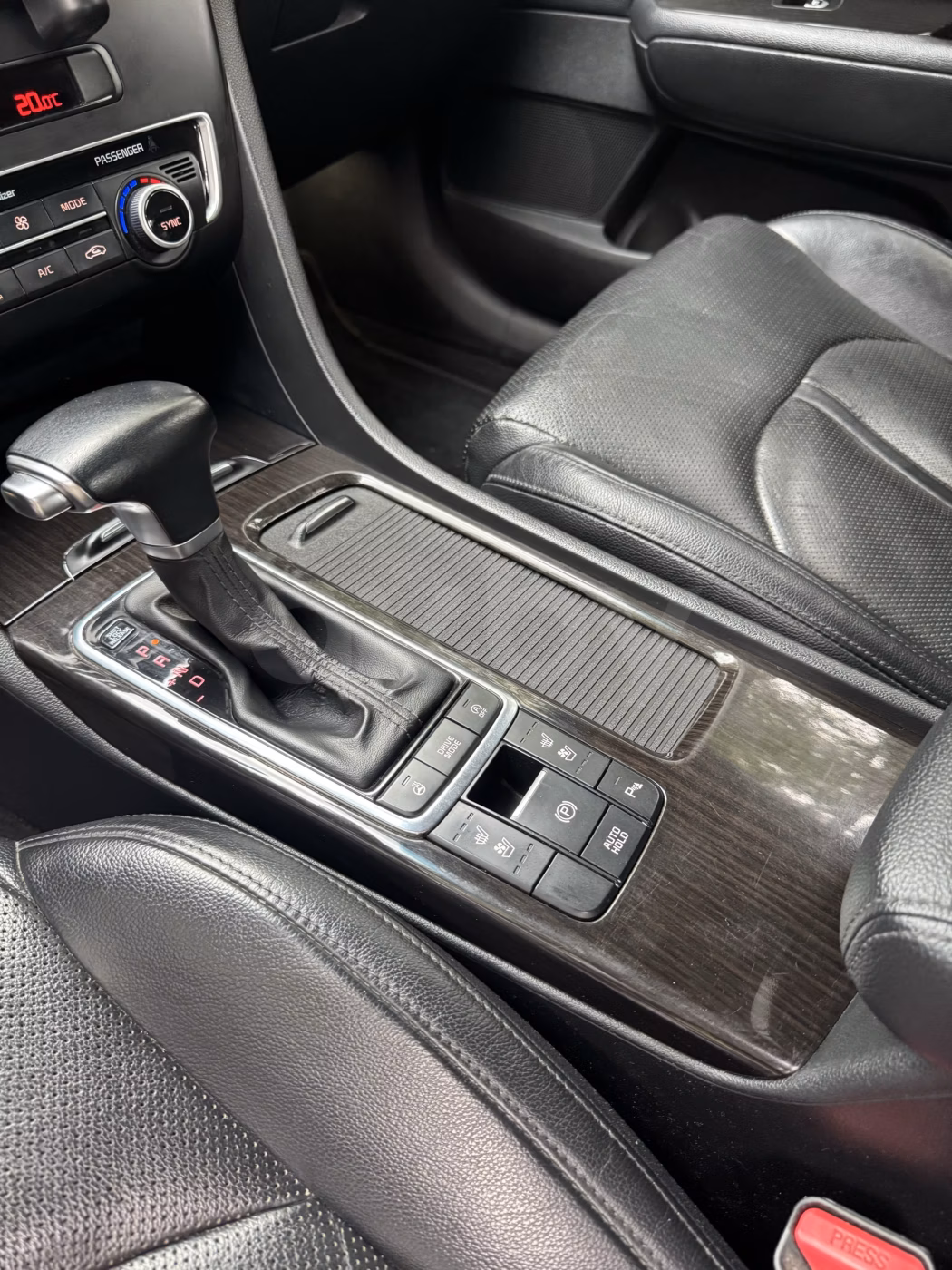 Kia K5 фото 12