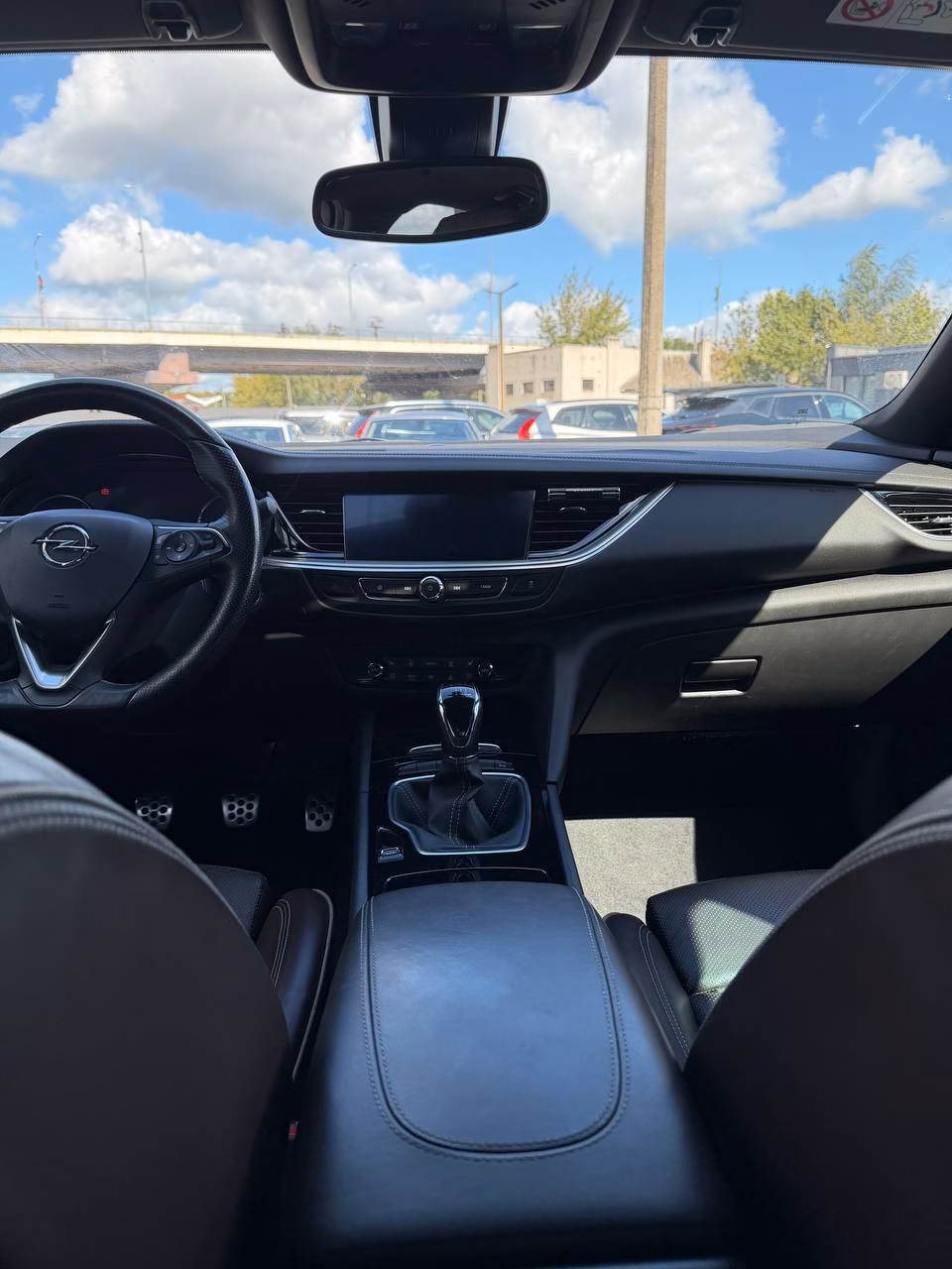Opel Insignia фото 9
