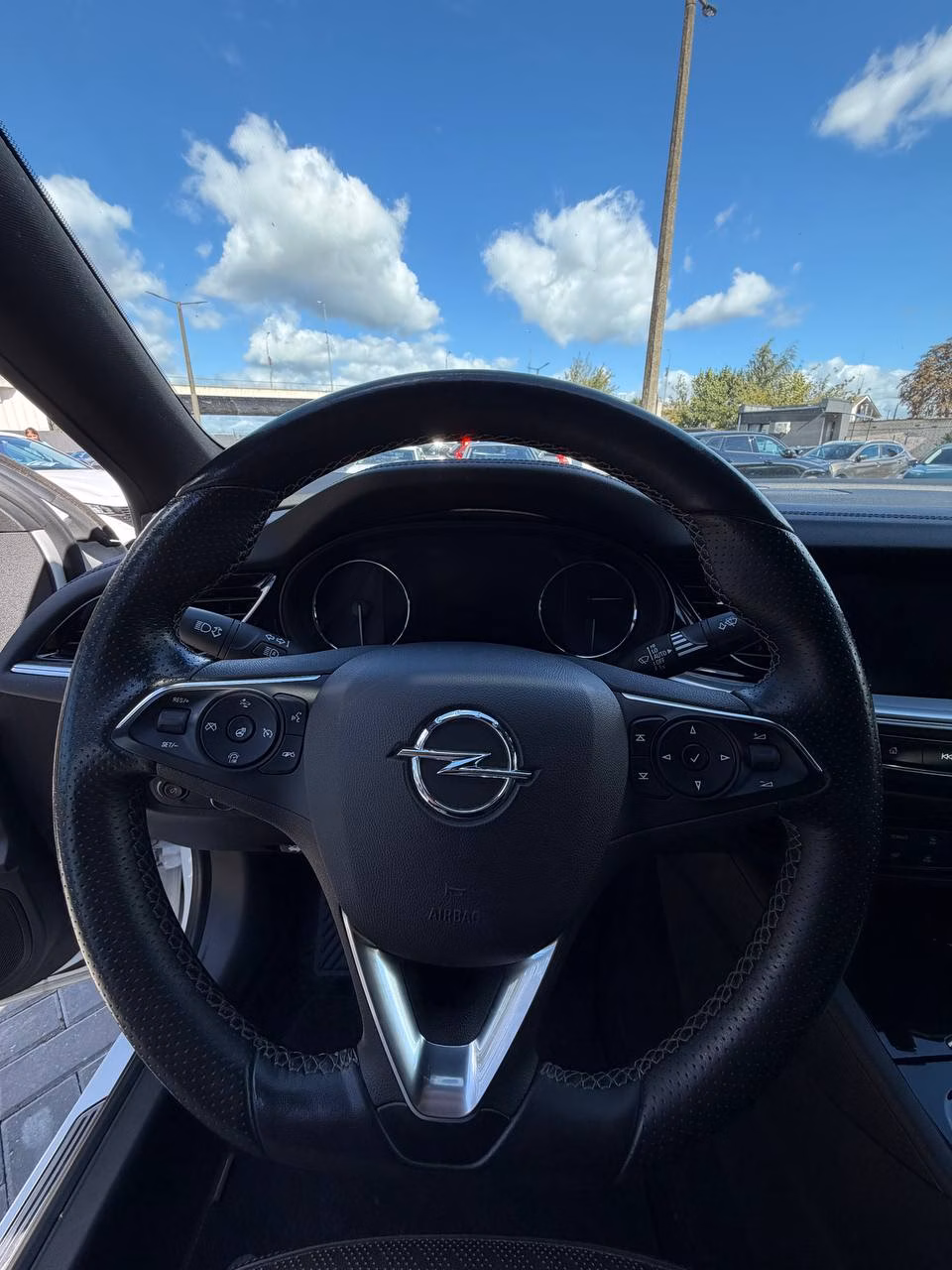 Opel Insignia фото 14