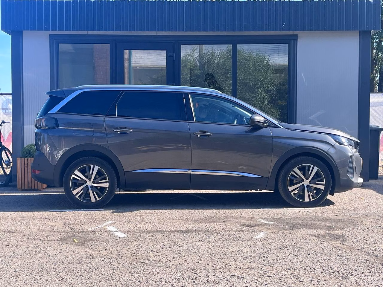 Peugeot 5008 фото 6