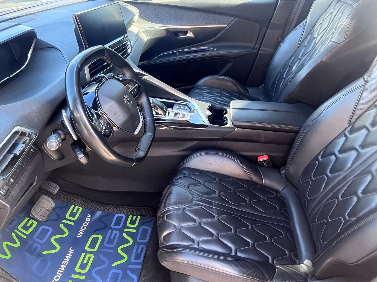 Peugeot 5008 фото 8