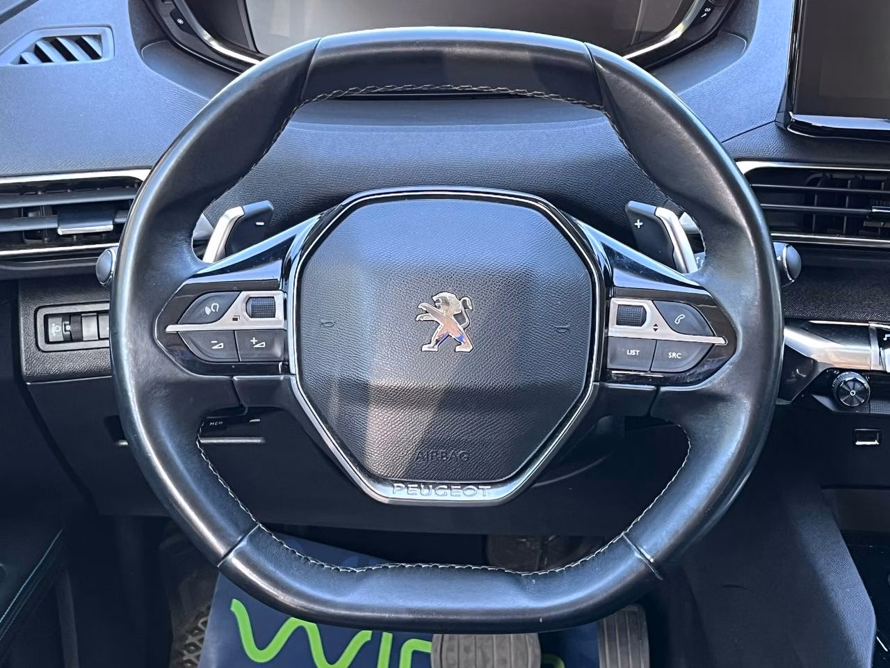 Peugeot 5008 фото 14