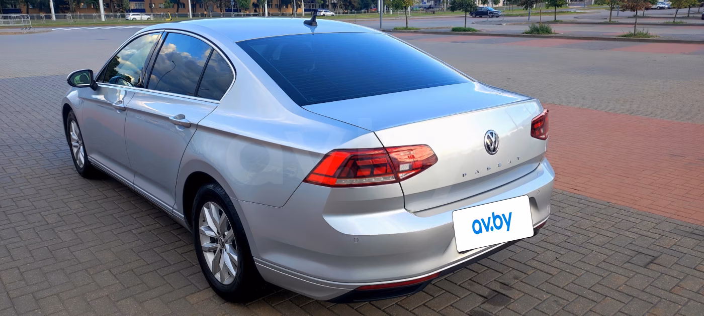 Volkswagen Passat фото 7