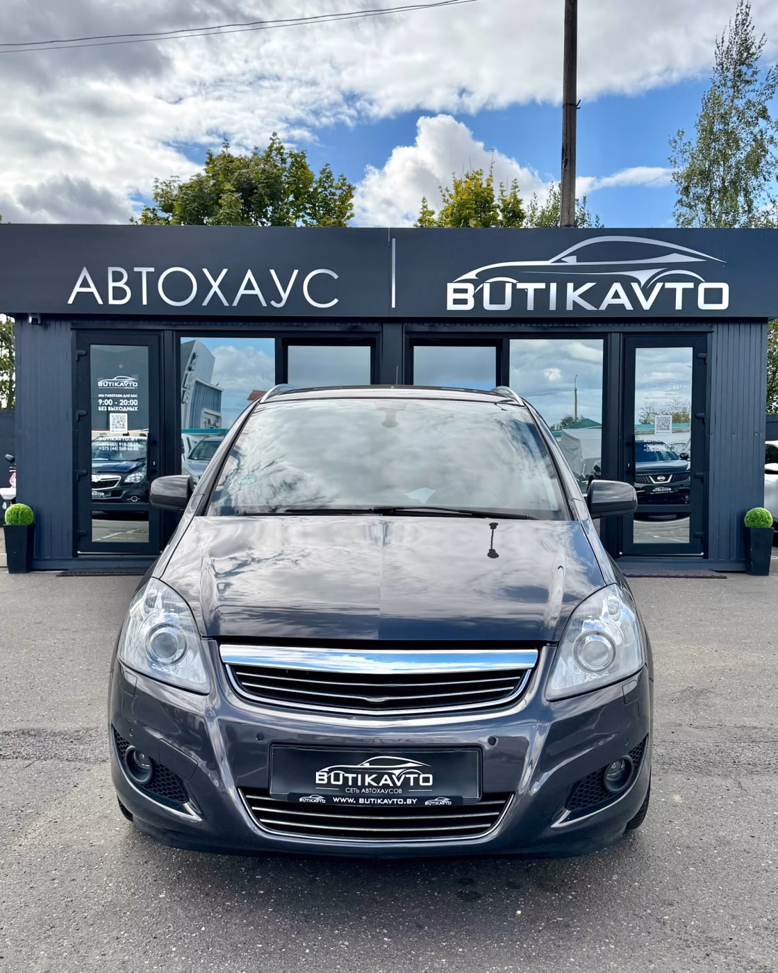 Opel Zafira фото 2