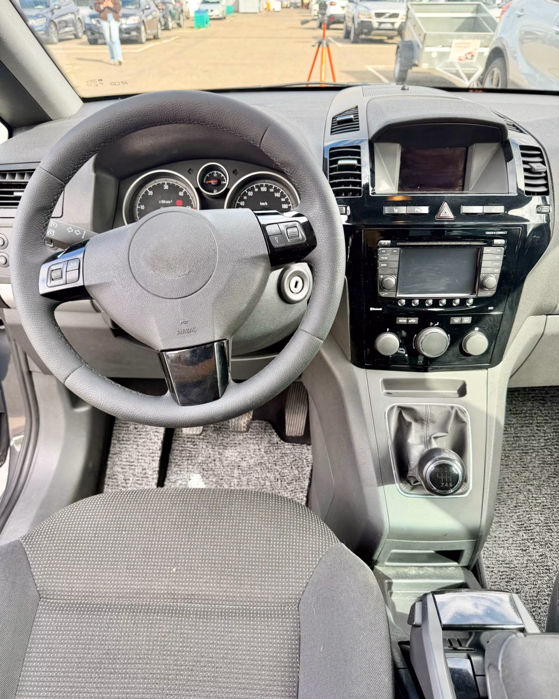Opel Zafira фото 11