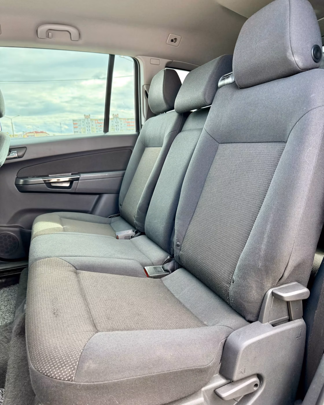 Opel Zafira фото 12