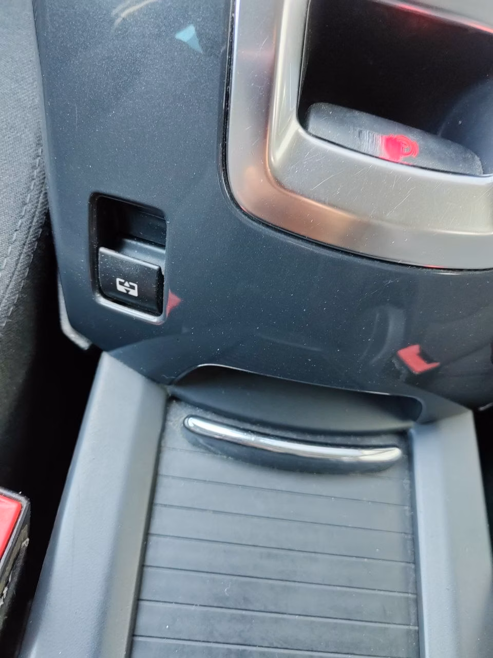 Peugeot 5008 фото 10