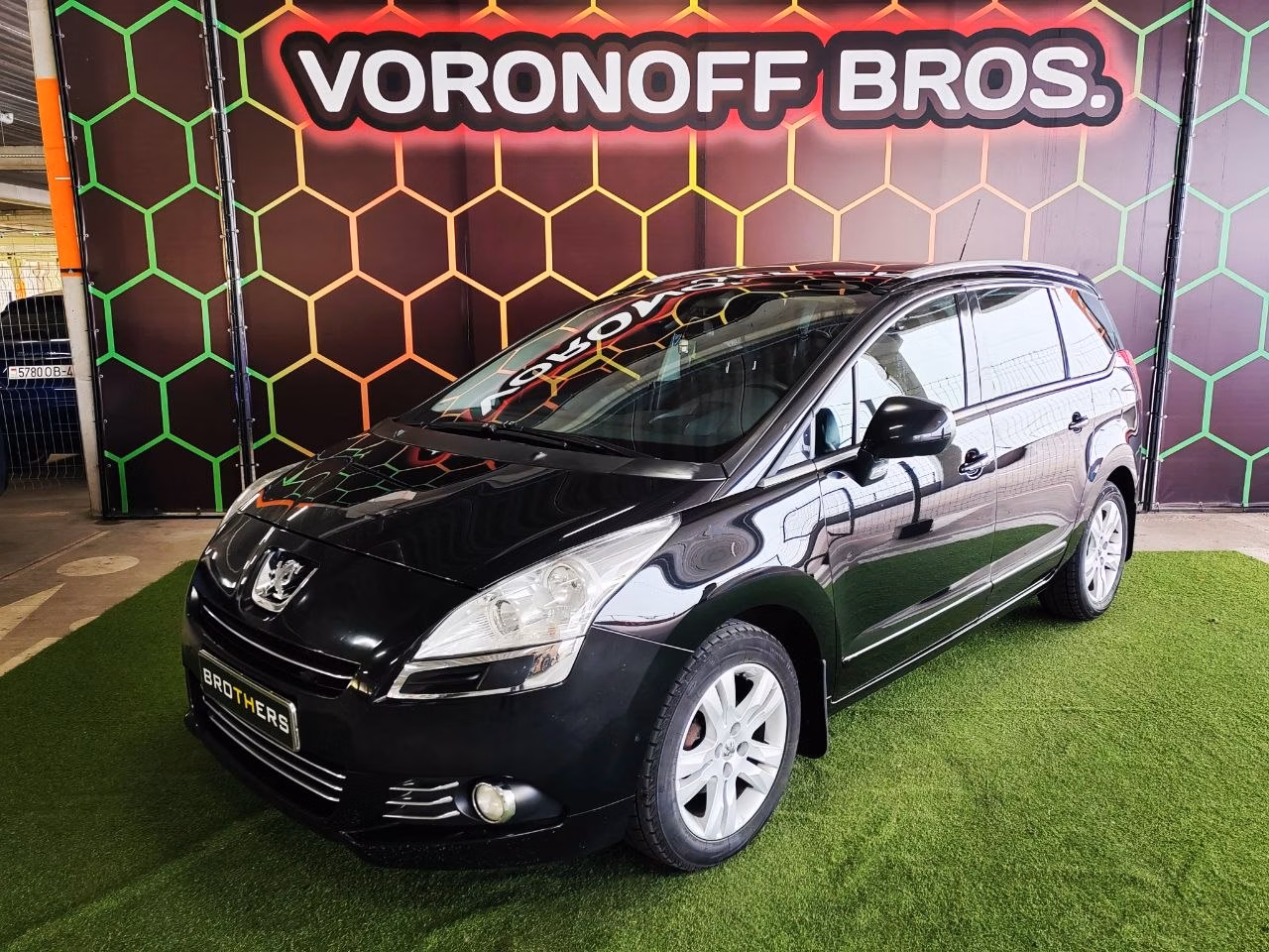 Peugeot 5008