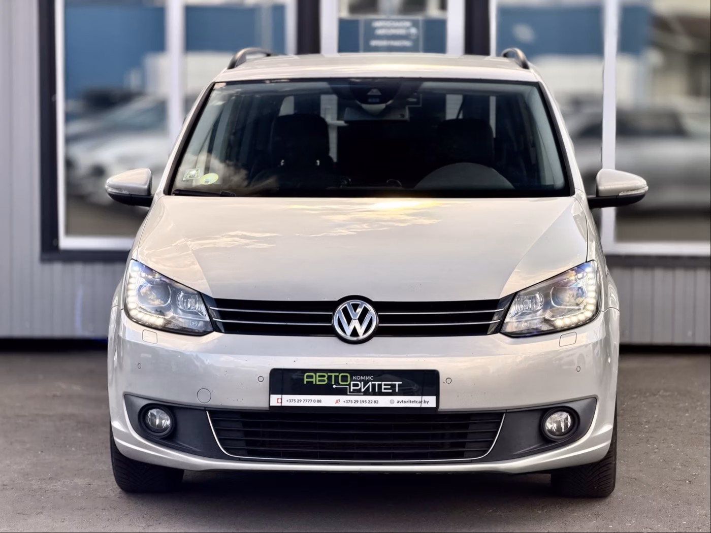 Volkswagen Touran фото 4
