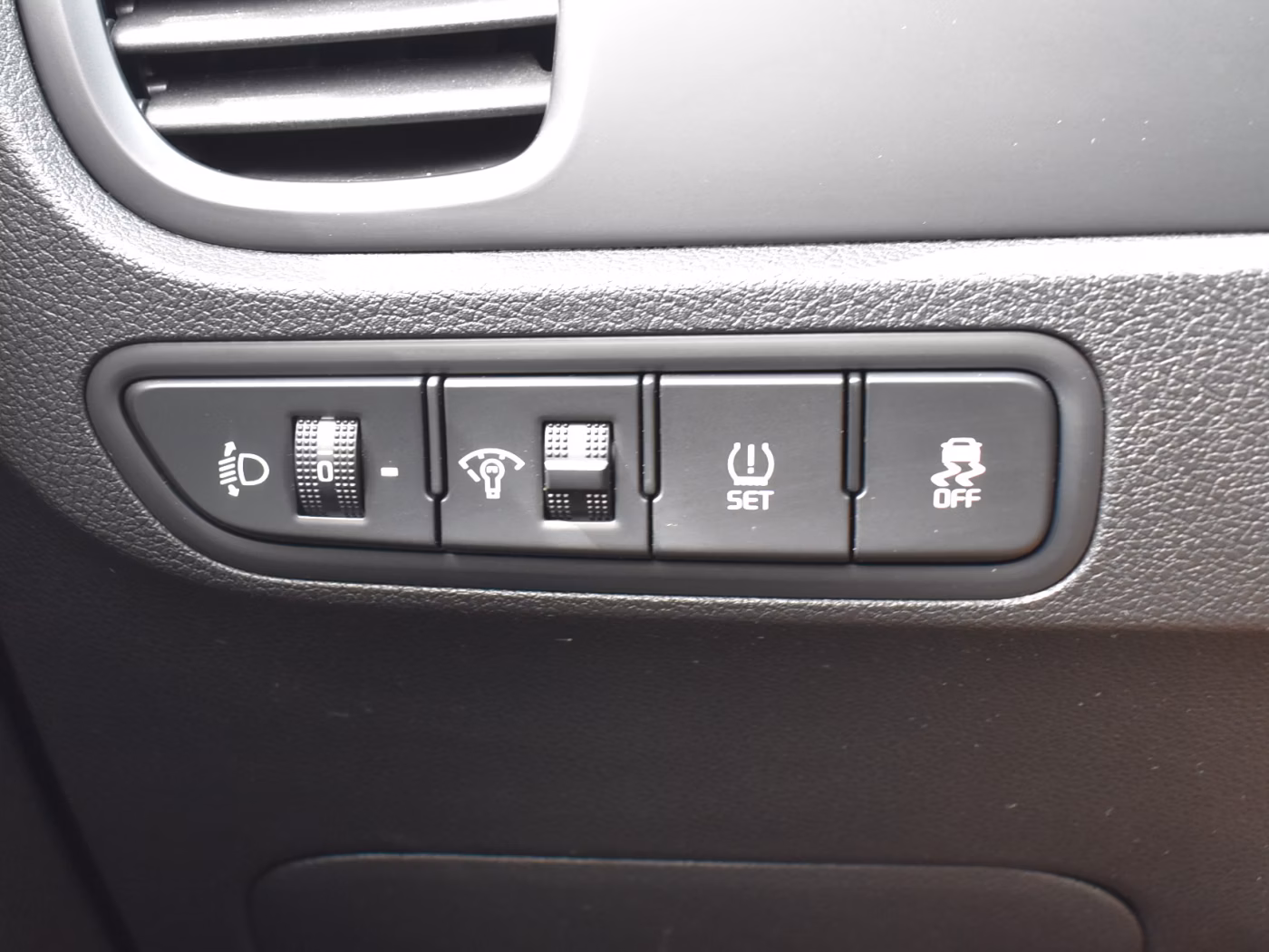 Kia Rio фото 22