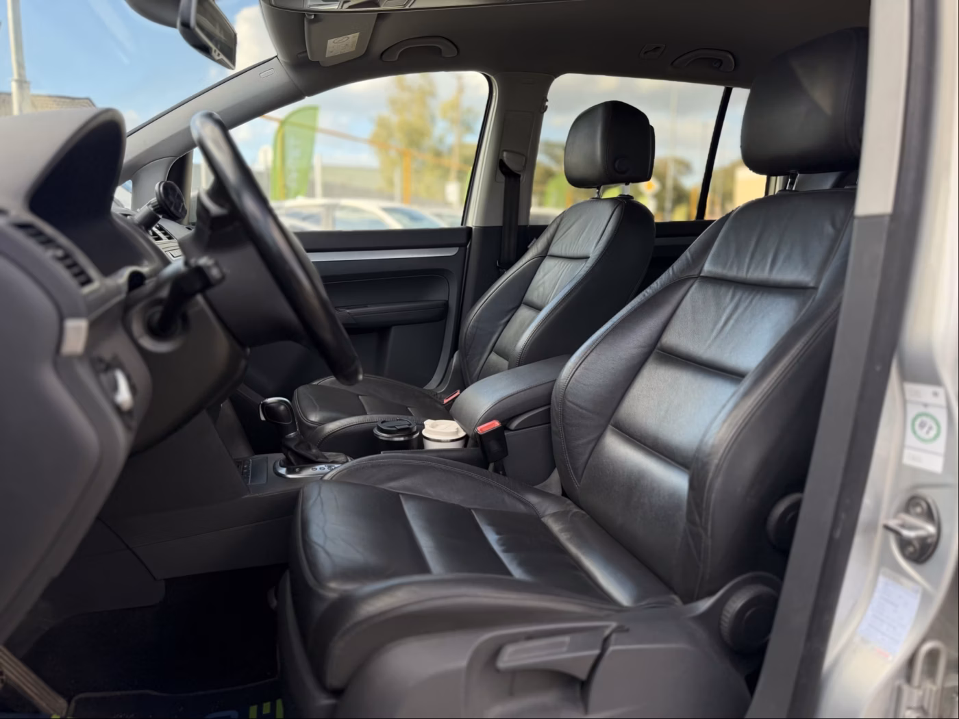 Volkswagen Touran фото 17