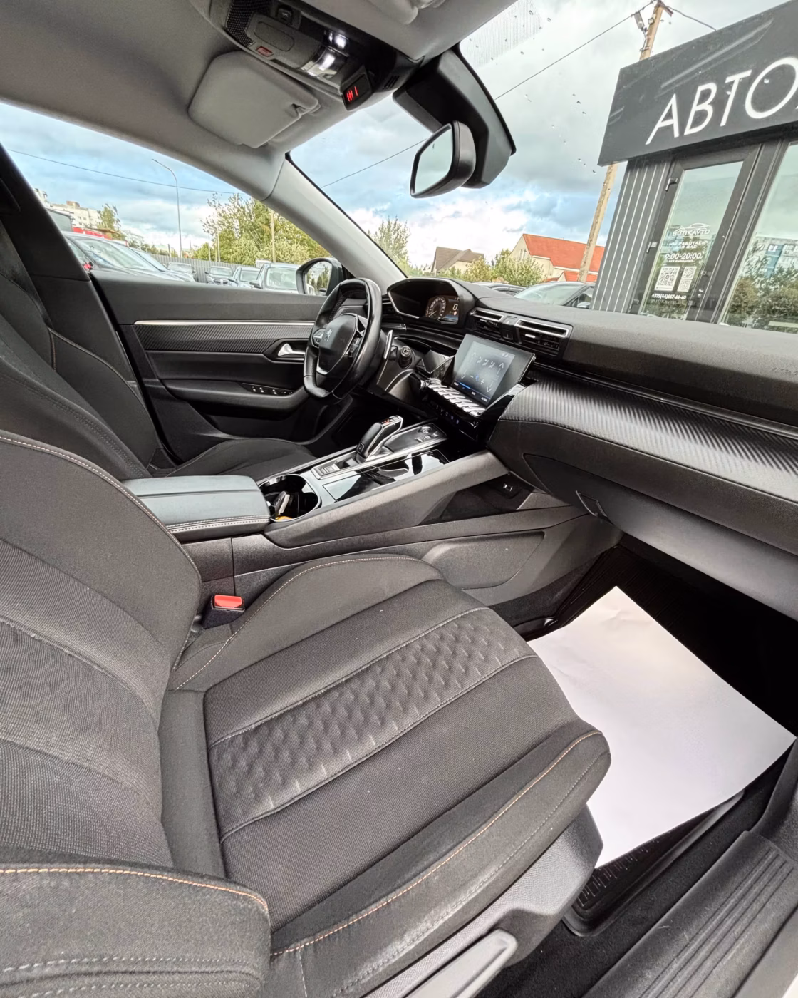 Peugeot 508 фото 10