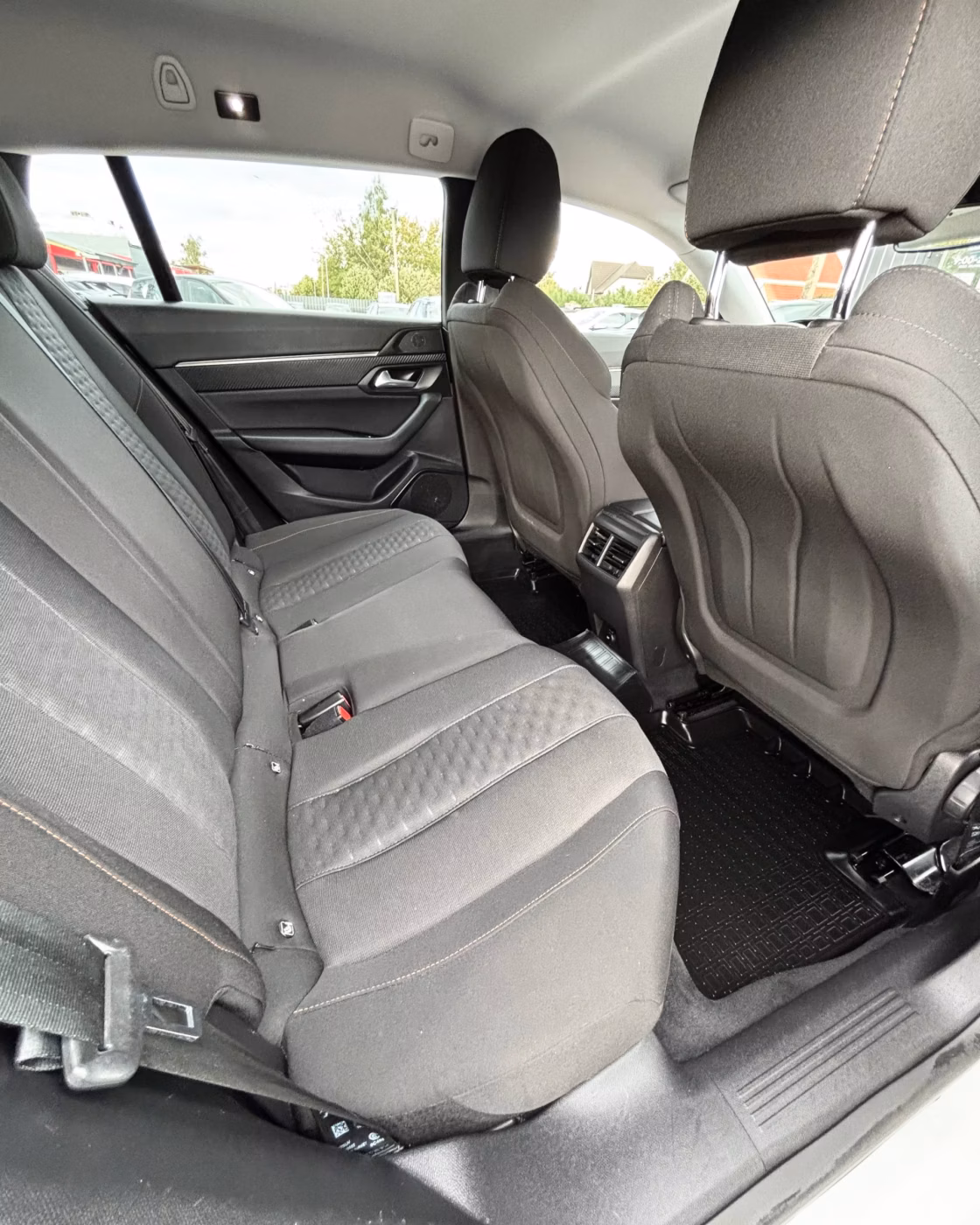 Peugeot 508 фото 11