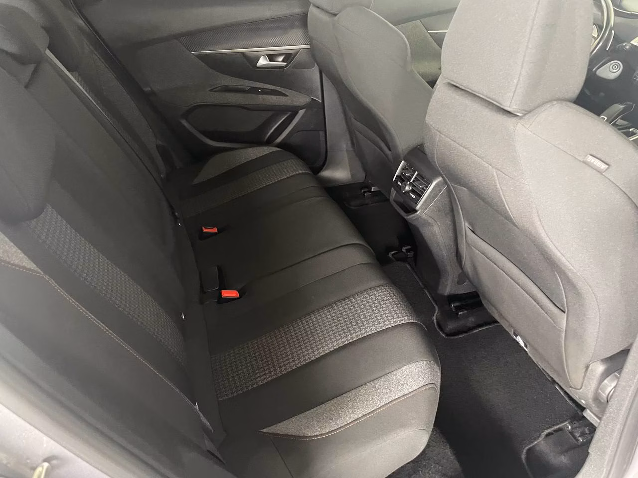 Peugeot 3008 фото 14