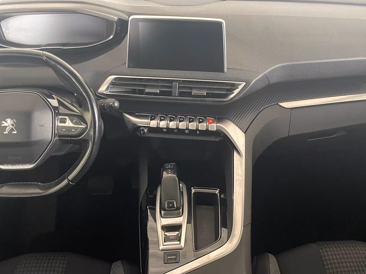 Peugeot 3008 фото 16