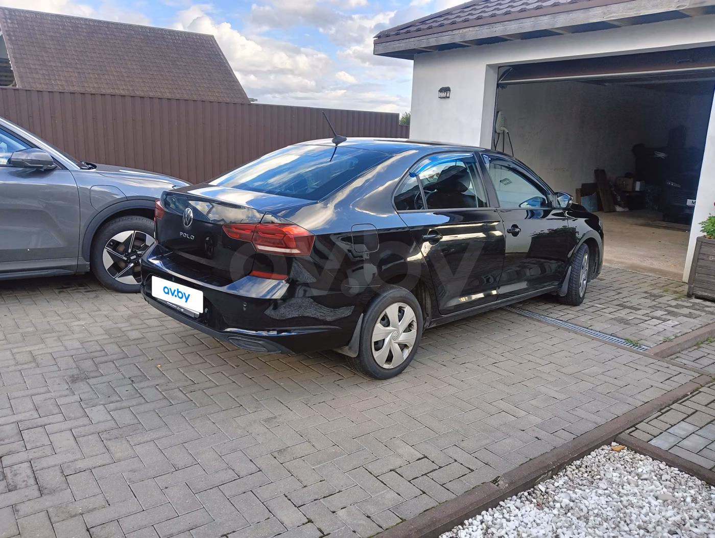 Volkswagen Polo Sedan фото 6